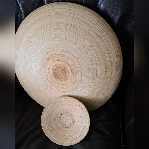Wooden round decorative bowl. - Picture 3 of 4